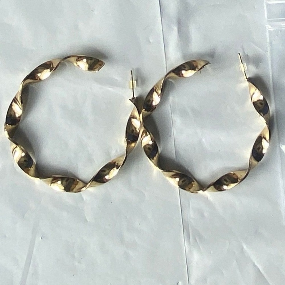 Gold‎ Tone Twisted Hoop Earrings Women's Fashion Jewelry